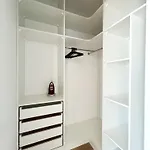 아파트 Lumina Stylish 3-room Aparts With Balcony