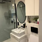 Daire Lumina Stylish 3-room Aparts With Balcony