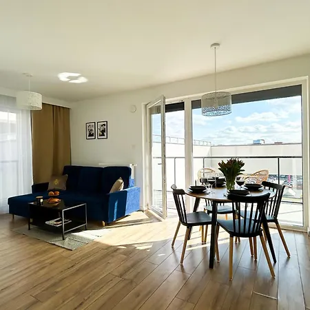 Lumina Stylish 3-room With Balcony Apartment Lodz