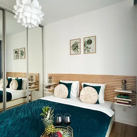 Apartment Lumina Stylish 3-room With Balcony *