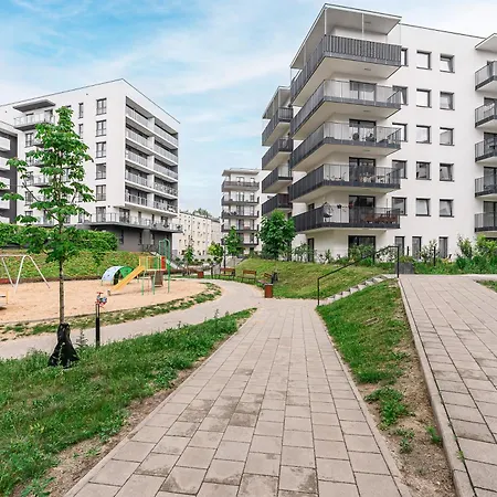 Lumina Stylish 3-room Aparts With Balcony *