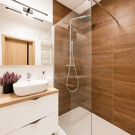 Lumina I Stylish 2br With Balcony I Parking Daire