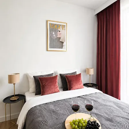 Lumina I Stylish 2br With Balcony I Parking