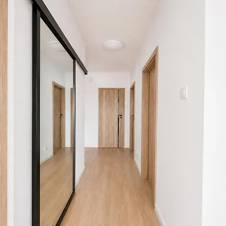 아파트 Lumina I Stylish 2br With Balcony I Parking *