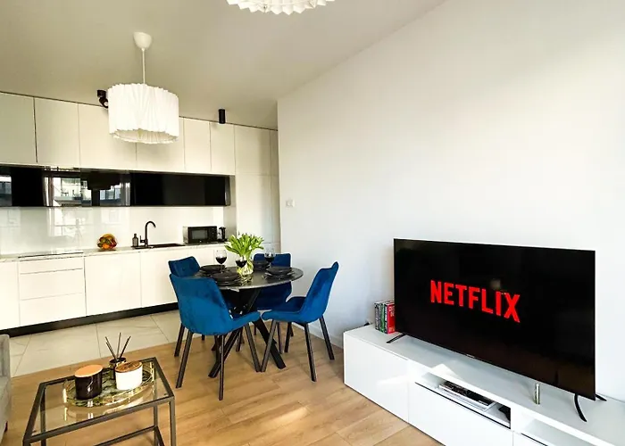 Lumina Stylish 3-room With Balcony Διαμέρισμα Λοτζ