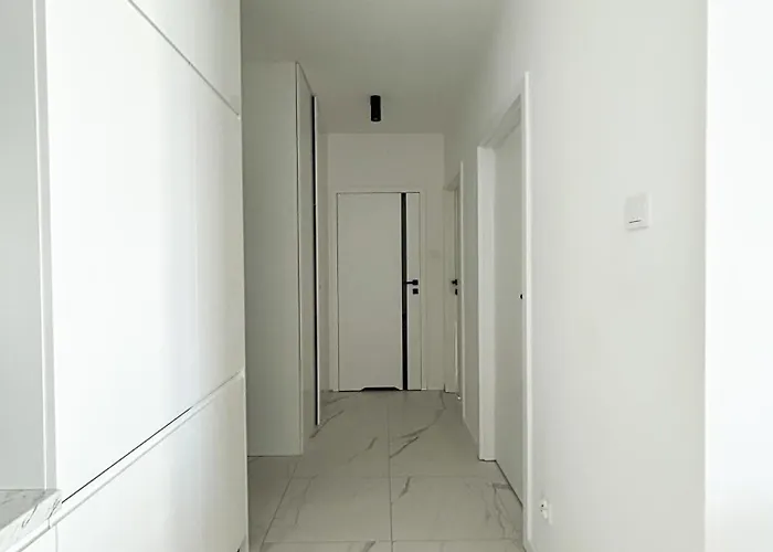 Διαμέρισμα Lumina Stylish 3-room With Balcony *