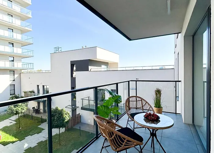 Lumina Stylish 3-room With Balcony