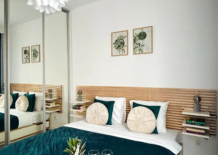 公寓 Lumina Stylish 3-room With Balcony *